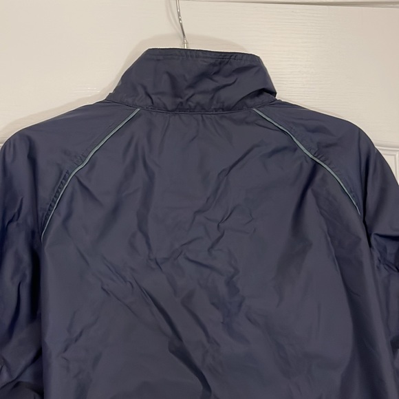 Nike Lightweight Jacket Size M - Picture 4 of 9